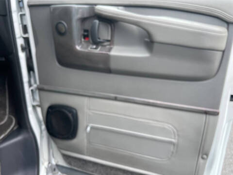 2012 Chevrolet Express 2500