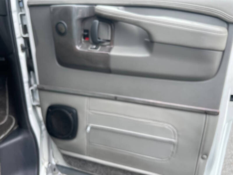 2012 Chevrolet Express 2500