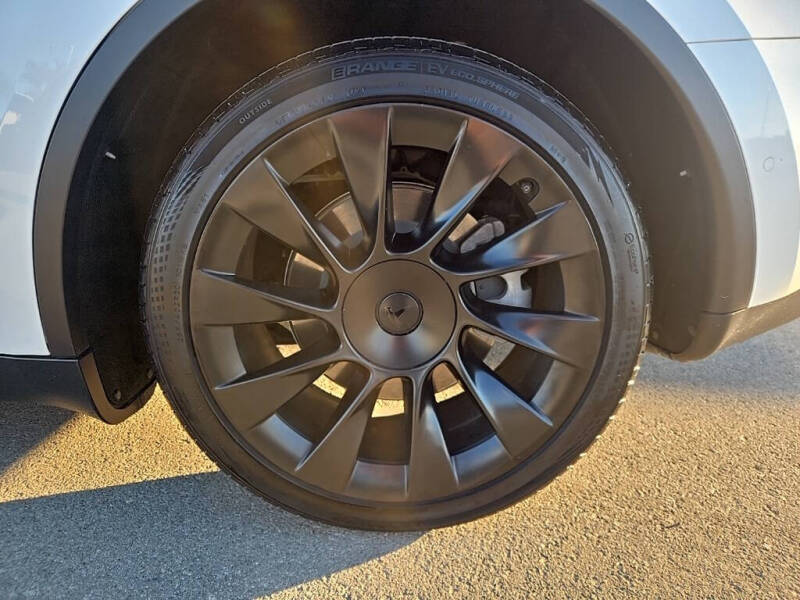 2020 Tesla Model Y Long Range