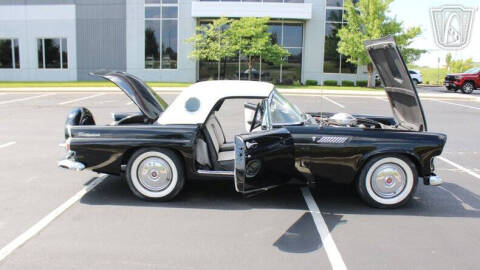 1956 Ford Thunderbird