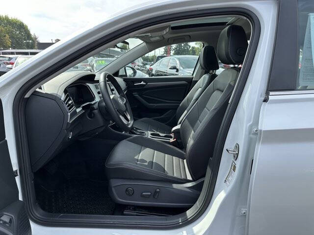 2024 Volkswagen Jetta SE