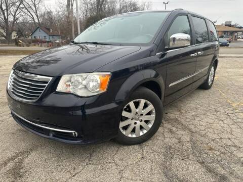 2011 Chrysler Town and Country for sale at Car Castle in Zion IL