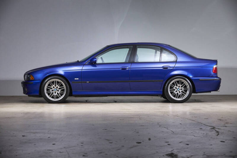 2002 BMW M5