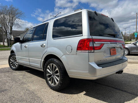 2017 Lincoln Navigator Select