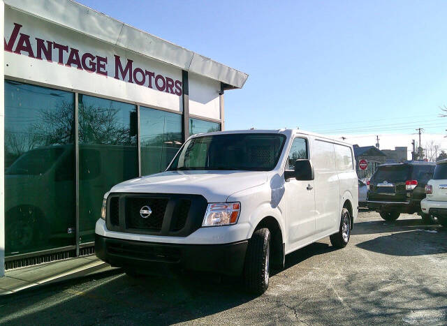 2019 Nissan NV Cargo SV's photo