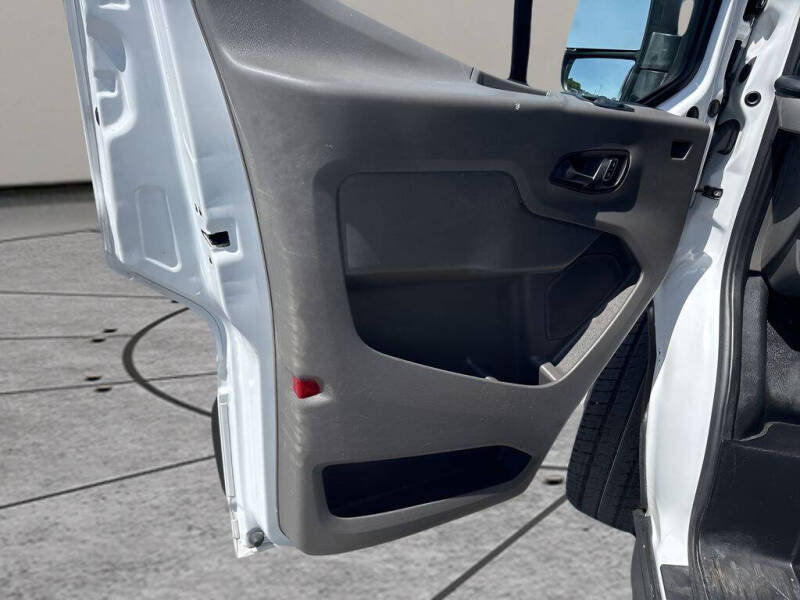 2023 Ford Transit