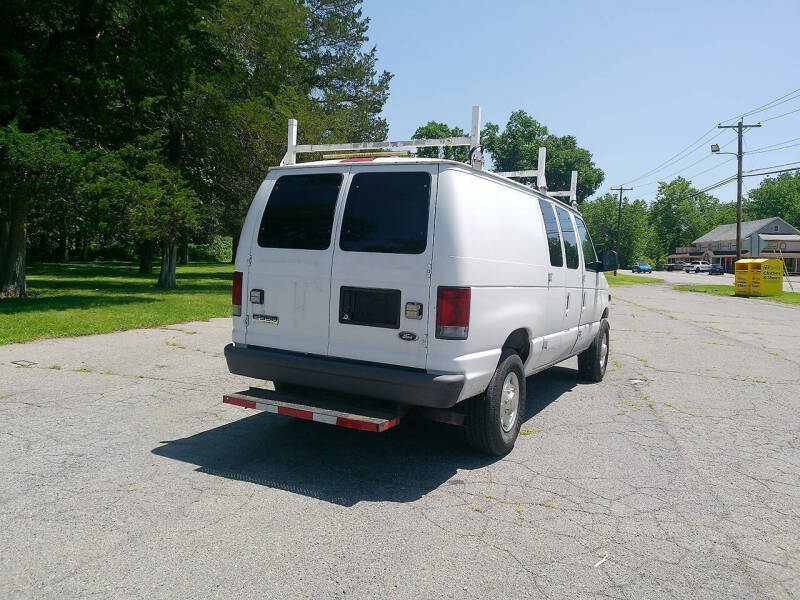 2006 Ford E-Series