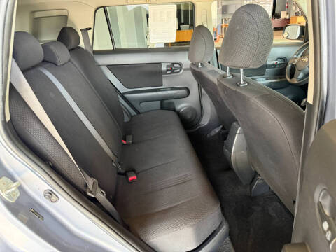 2009 Scion xB