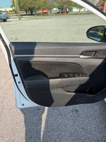 2020 Hyundai Elantra