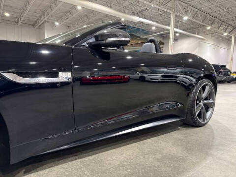 2014 Jaguar F-TYPE V8 S