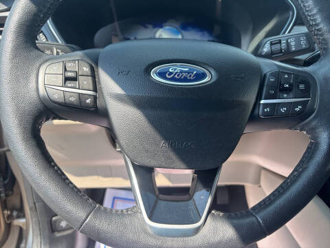 2020 Ford Escape Titanium