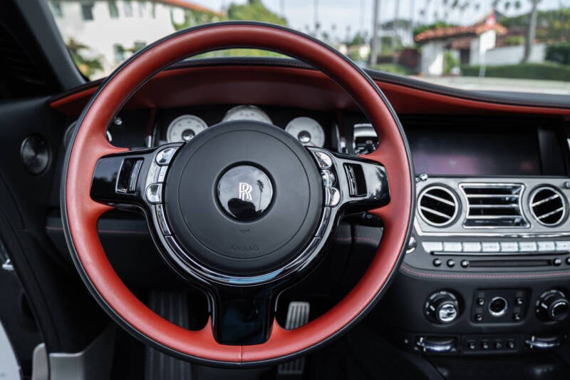 2019 Rolls-Royce Black Badge Dawn