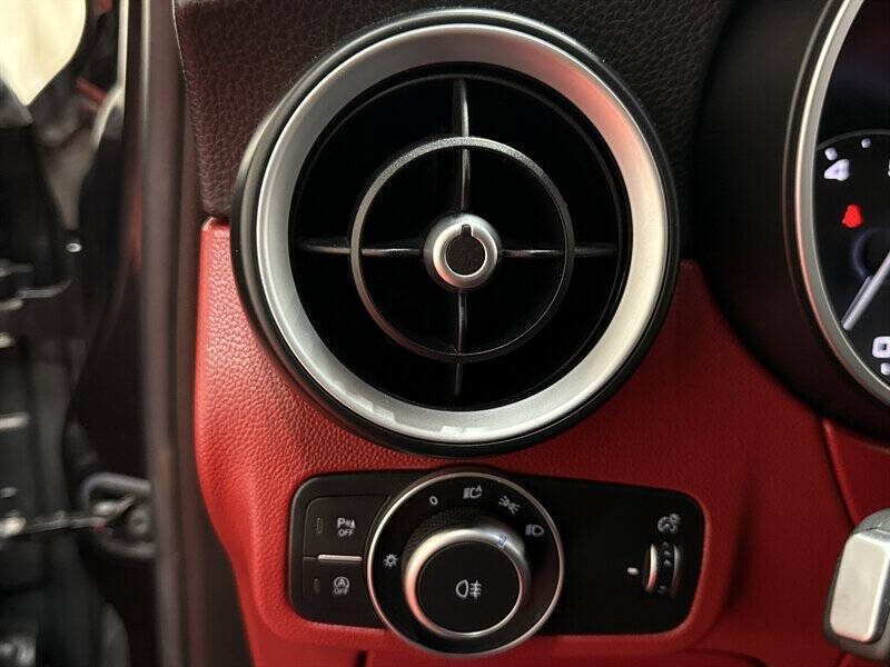 2018 Alfa Romeo Stelvio Ti Sport