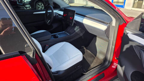 2023 Tesla Model Y Performance