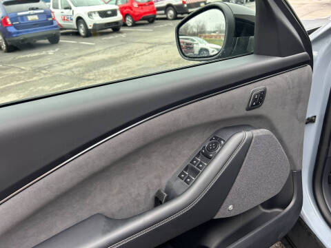 2025 Ford Mustang Mach-E GT