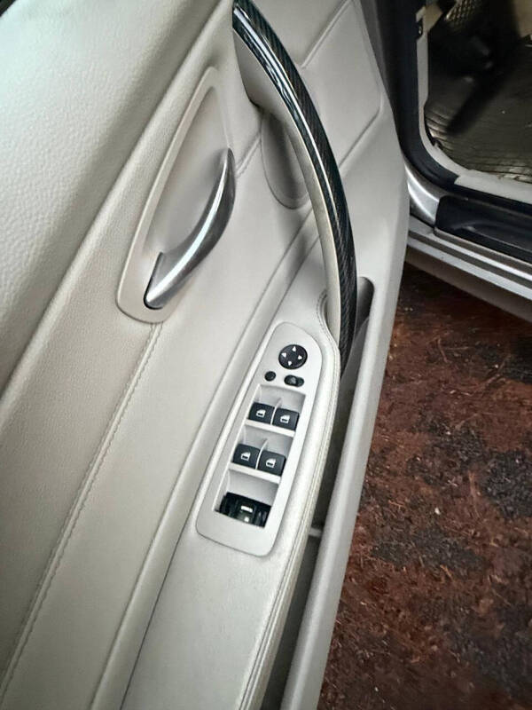 2011 BMW 1 Series 128i