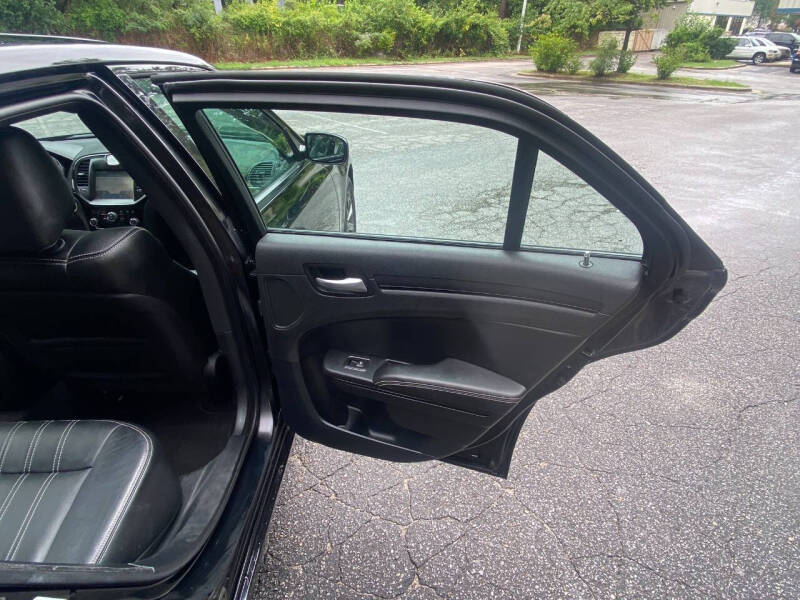 2014 Chrysler 300 S