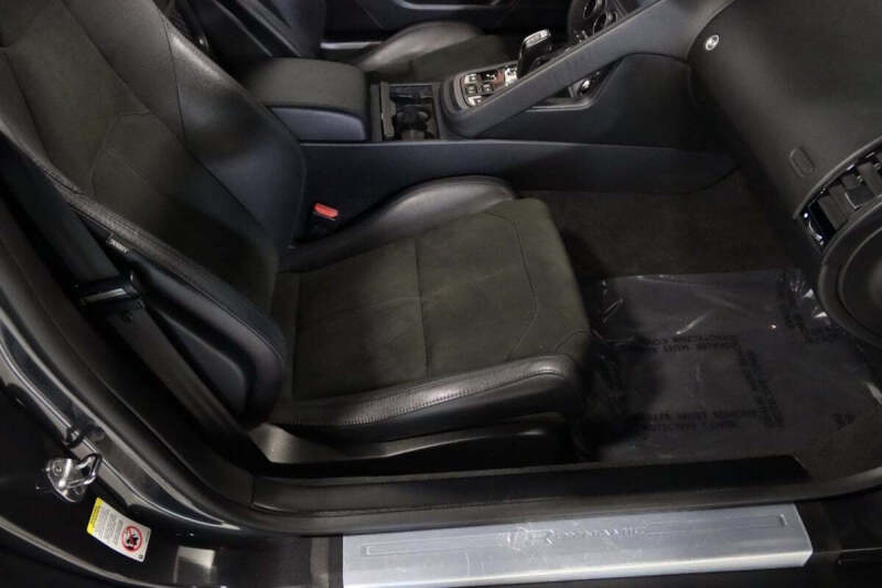 2021 Jaguar F-TYPE R-Dynamic