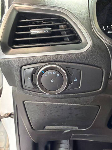 2018 Ford Edge SE