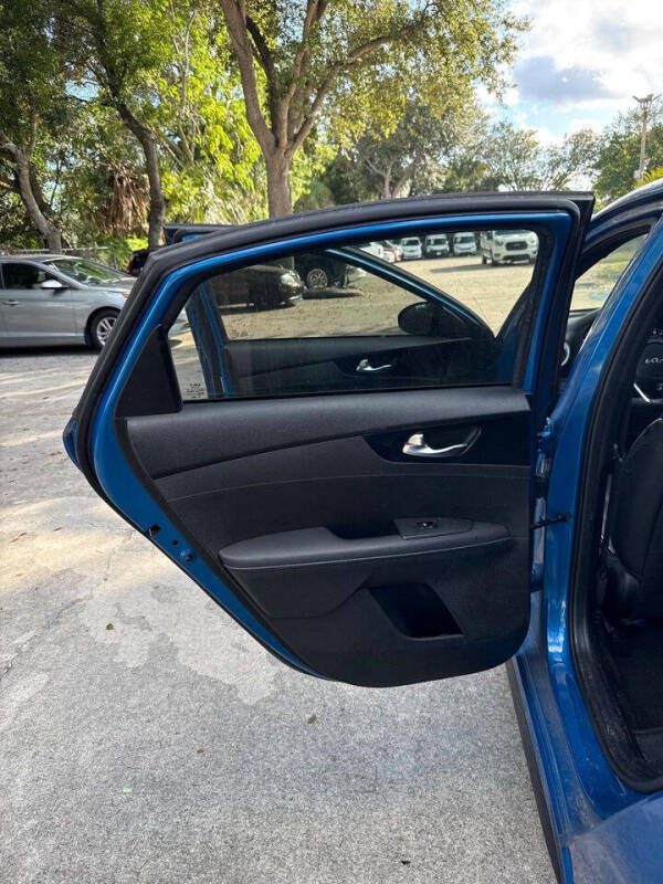 2023 Kia Forte GT-Line