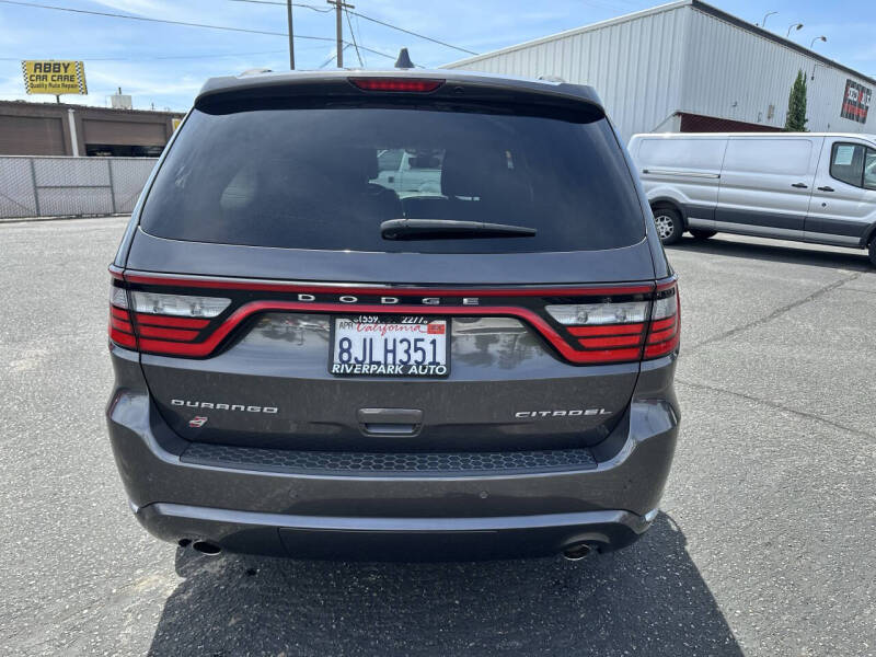 2018 Dodge Durango Citadel Anodized Platinum