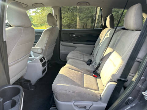 2017 Honda Pilot EX