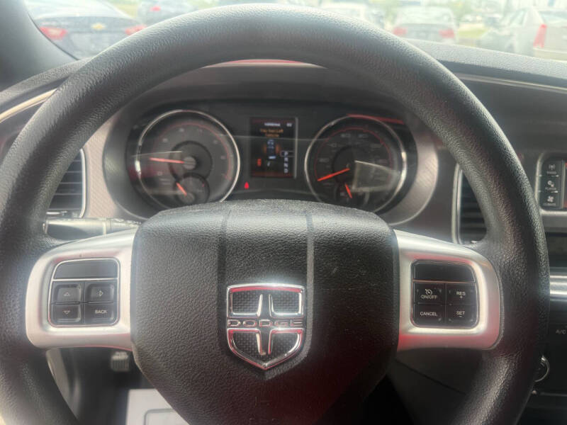 2012 Dodge Charger SE