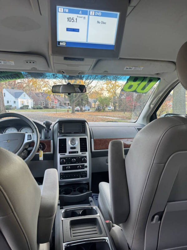 2008 Chrysler Town and Country Touring