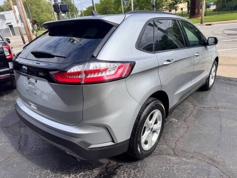 2020 Ford Edge SE