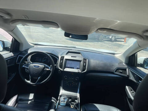 2020 Ford Edge