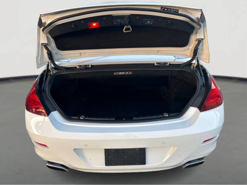 2012 BMW 6 Series 650i