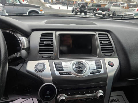 2011 Nissan Murano LE