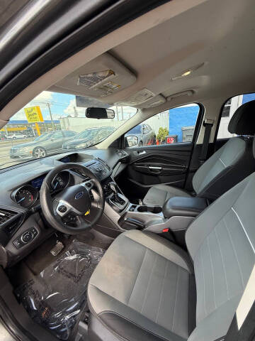 2014 Ford Escape SE