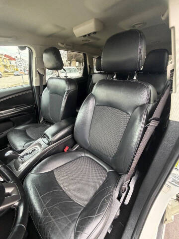 2019 Dodge Journey Crossroad