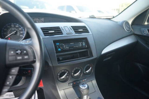 2013 Mazda MAZDA3 i Sport