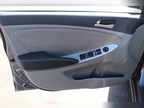 2015 Hyundai Accent GLS