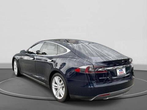 2014 Tesla Model S