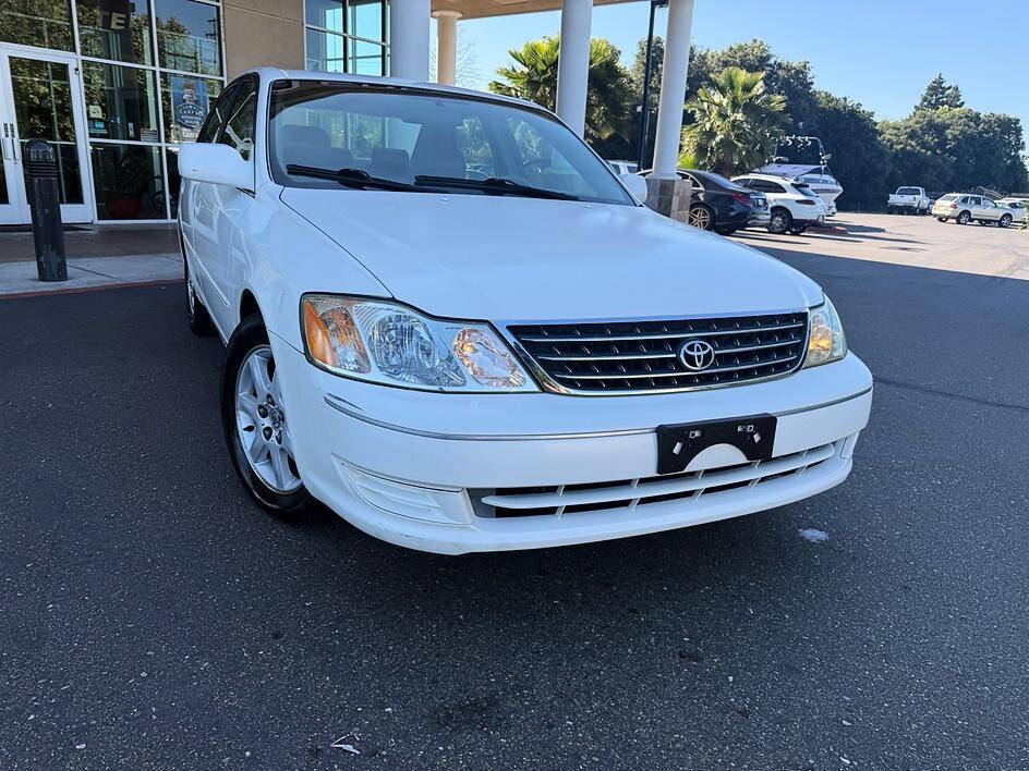 White 2003 Toyota Avalon XLS XLS 4dr Sedan 1