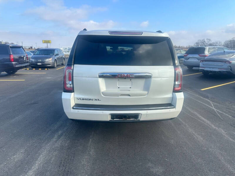 2015 GMC Yukon XL Denali