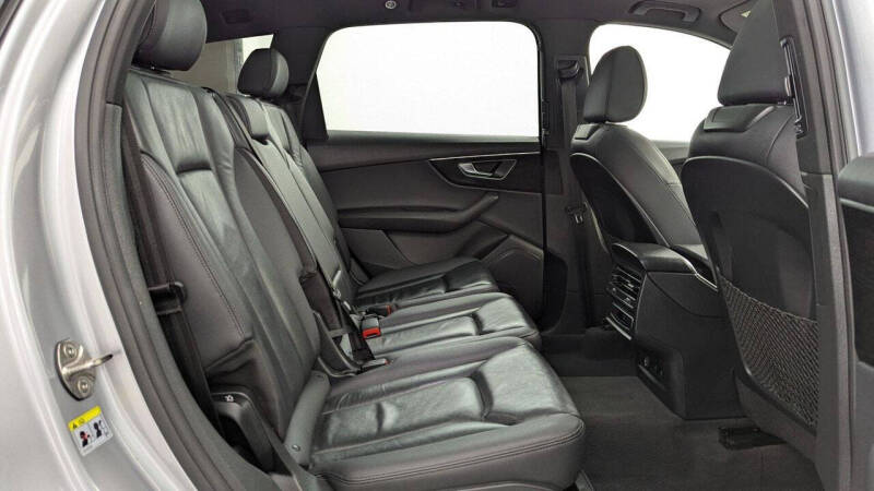 2022 Audi Q7 quattro Premium 45 TFSI