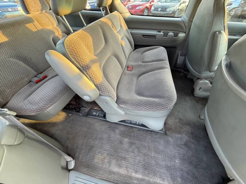 2000 Plymouth Voyager