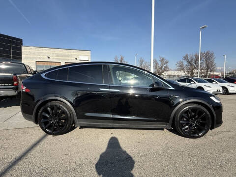 2020 Tesla Model X Long Range
