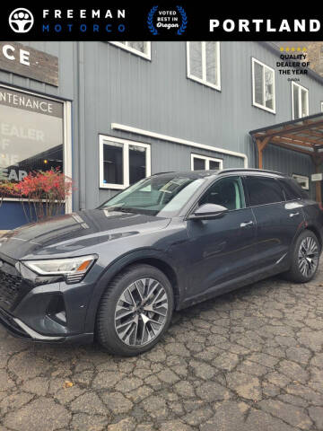 2024 Audi Q8 e-tron quattro Premium Plus