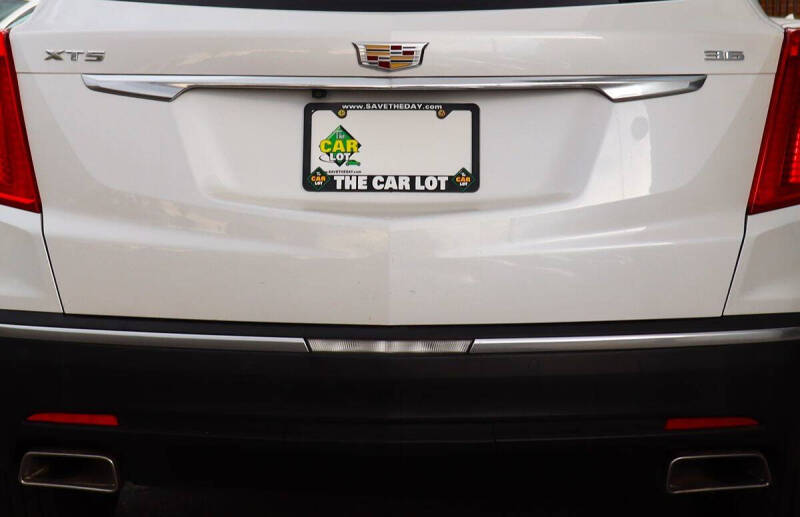 2017 Cadillac XT5