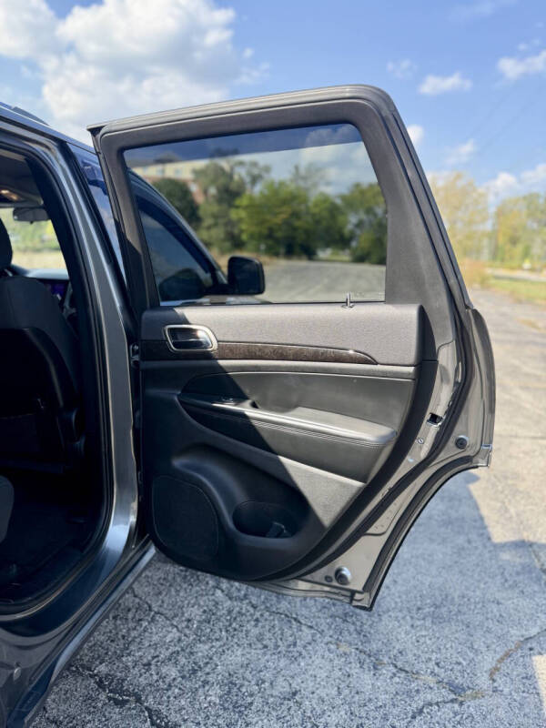 2012 Jeep Grand Cherokee Laredo