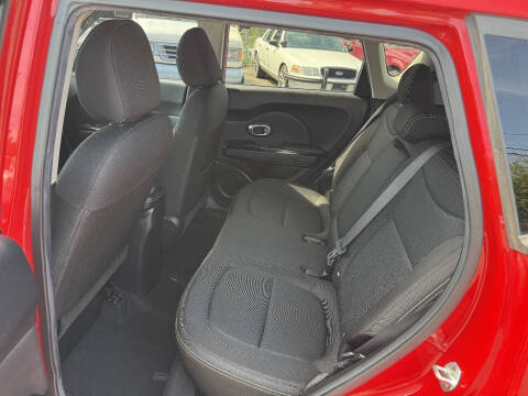 2016 Kia Soul +