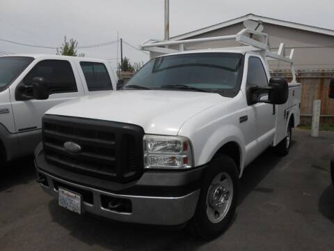 2007 Ford F-350 Super Duty for sale at Armstrong Truck Center in Oakdale CA