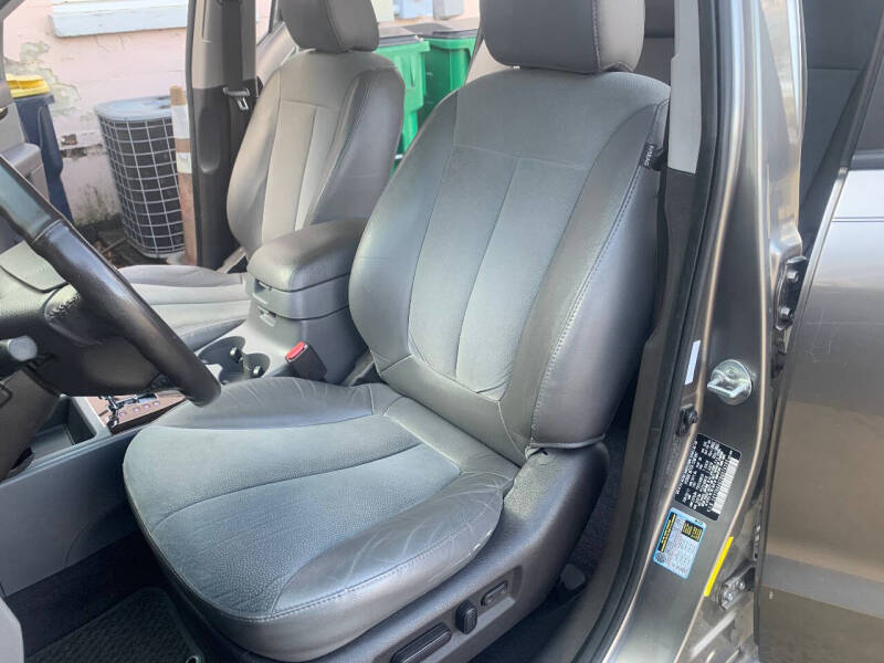 2011 Hyundai Santa Fe SE