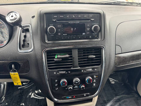 2016 Dodge Grand Caravan SE