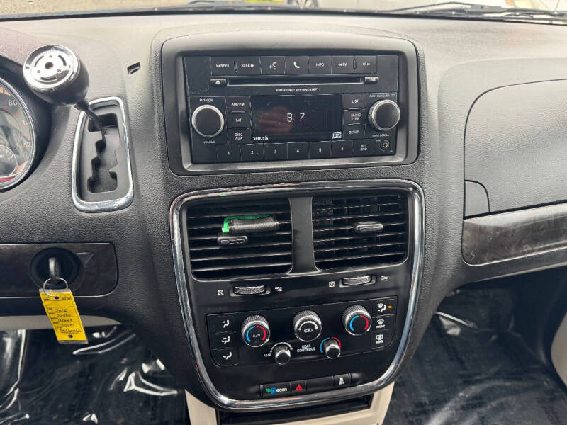 2016 Dodge Grand Caravan SE